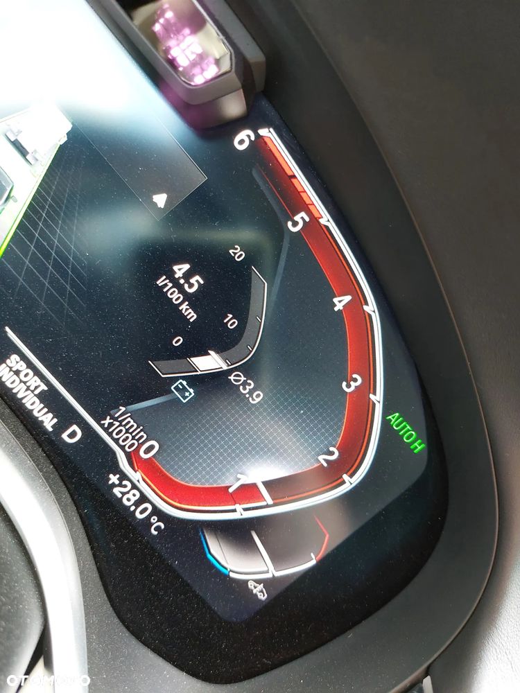 BMW Seria 7 750d xDrive sport - 31