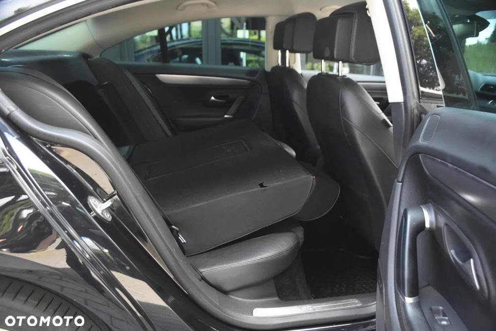 Volkswagen Passat CC 2.0 TDI BlueMotion Technology DSG Exclusive - 11