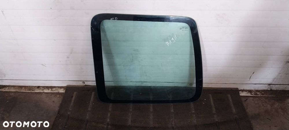 SZYBA DRZWI PRAWY TYŁ PEUGEOT PARTNER I LIFT MAZOWSZE - 1