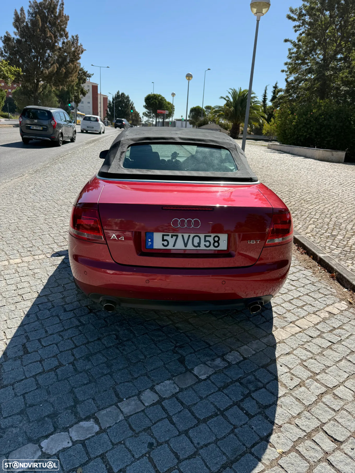 Audi A4 Cabrio 1.8 T Exclusive Multi. - 24