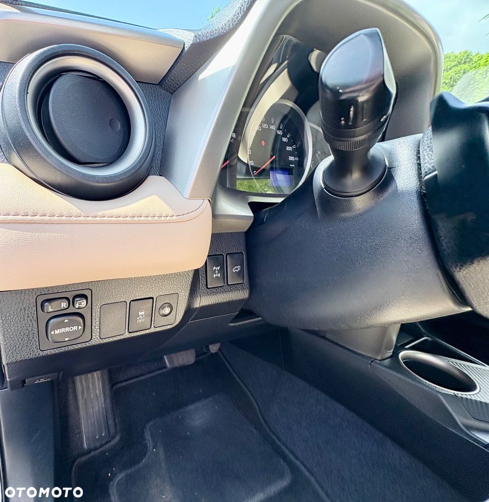 Toyota RAV4 2.0 Prestige MS - 9