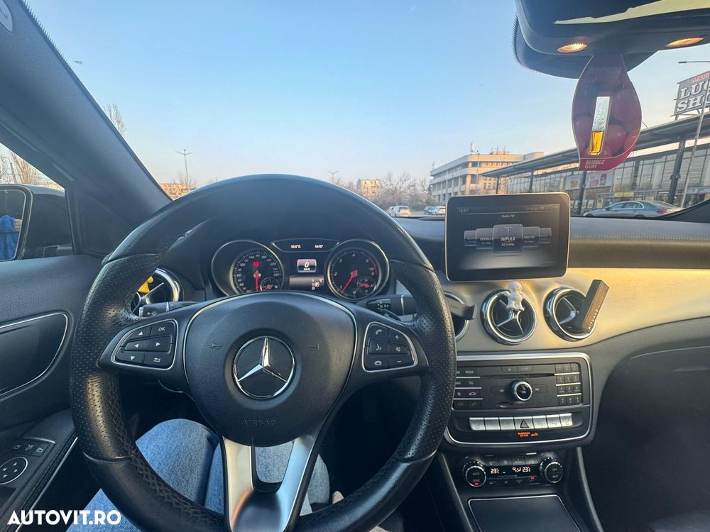 Mercedes-Benz GLA 200 d Aut. - 4