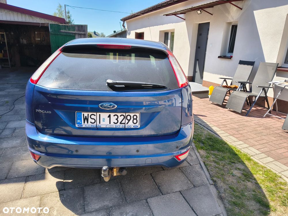 Ford Focus 1.6 Trend - 17