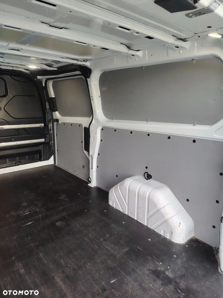 Ford Transit custom - 15