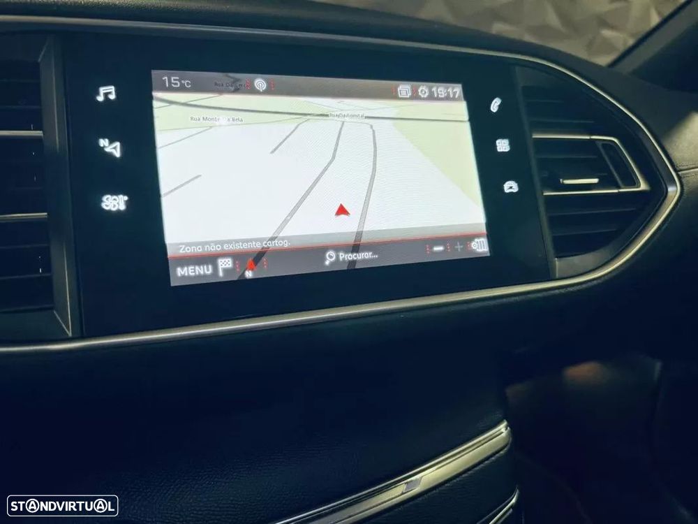 Peugeot 308 1.5 BlueHDi GT EAT8 - 29