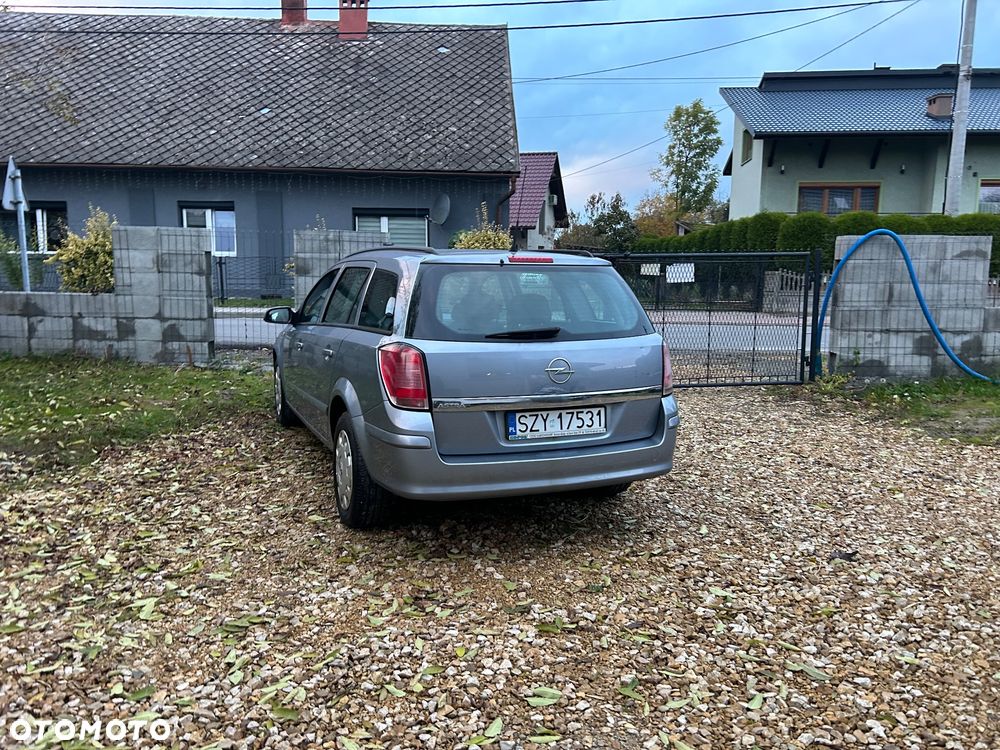 Opel Astra 1.4 Caravan Cosmo - 33