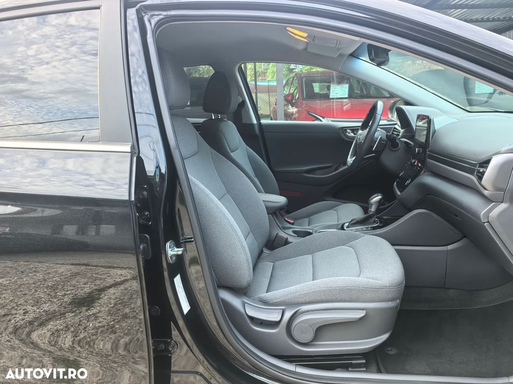 Hyundai IONIQ 1.6 GDI Style - 12
