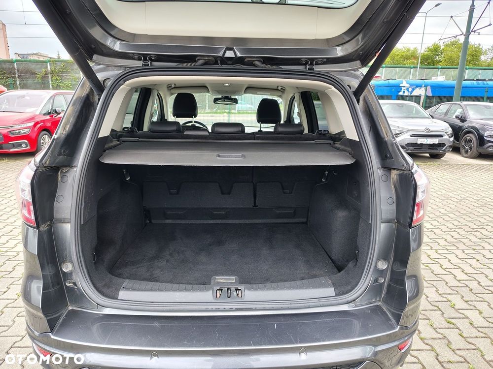 Ford Kuga Vignale 2.0 TDCi AWD - 10