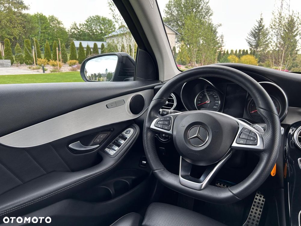 Mercedes-Benz GLC - 13