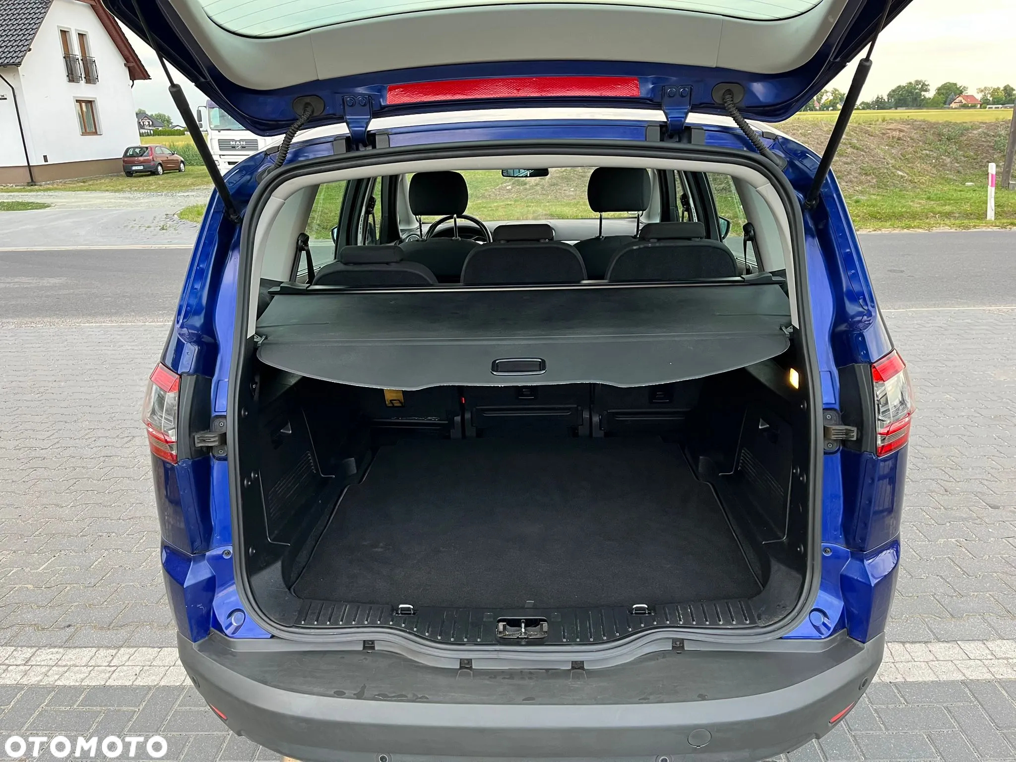 Ford S-Max 2.0 TDCi DPF Titanium - 11
