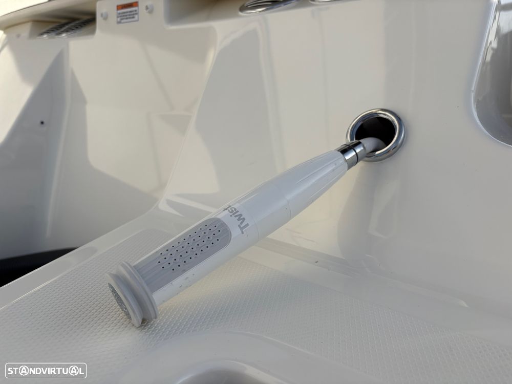 Bayliner V20 OB - 45