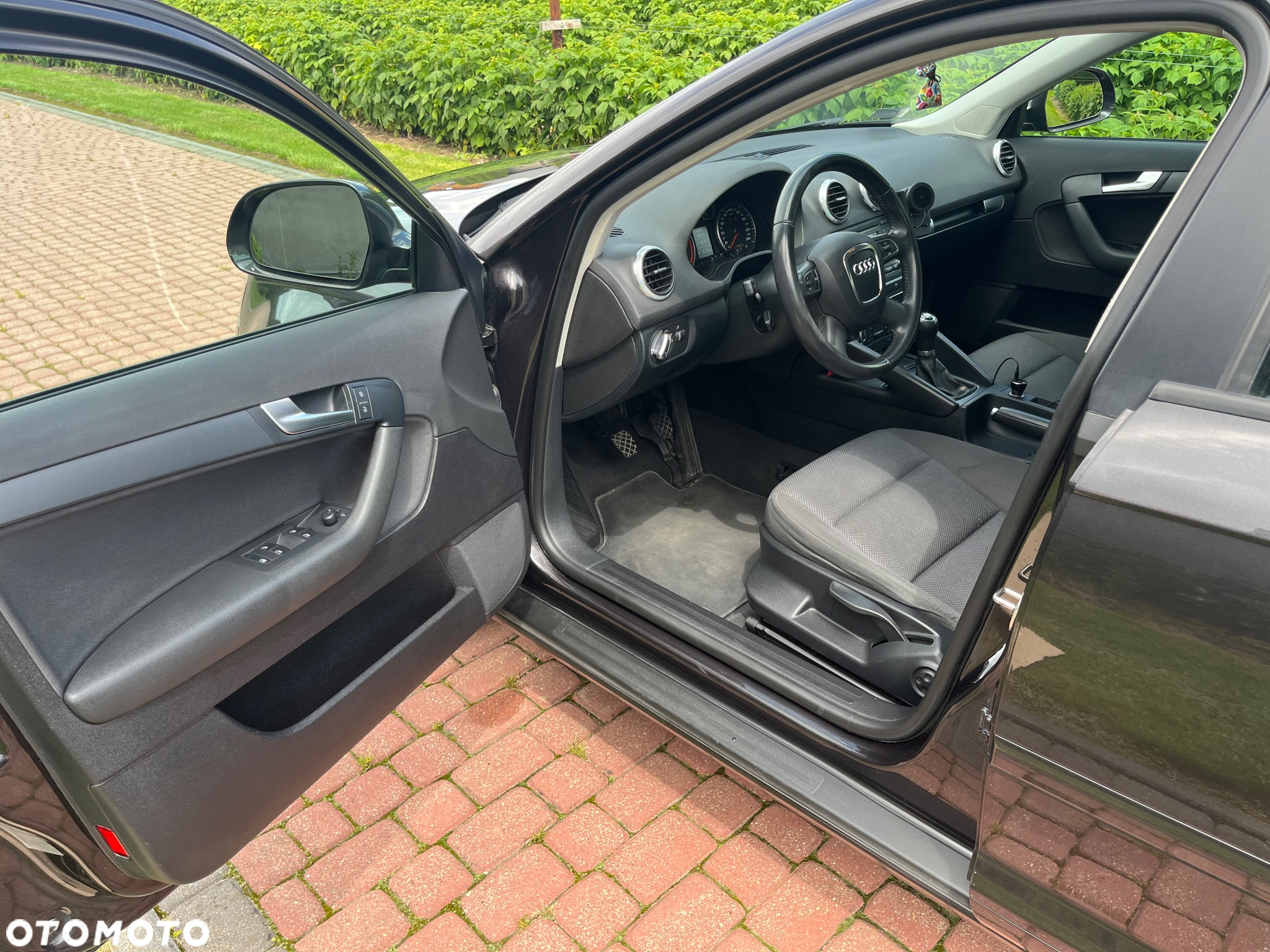 Audi A3 2.0 TDI Sportback DPF Attraction - 9