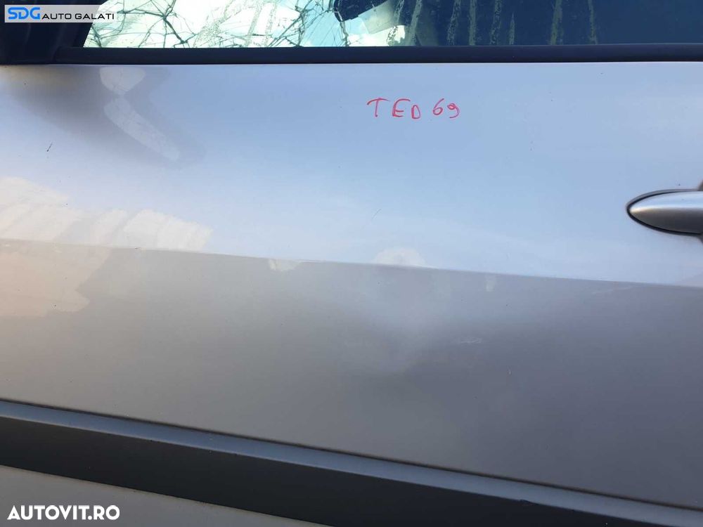 Bandou Ornament Plastic de pe Usa Portiera Stanga Fata Renault Megane 2 2002 - 2008 - 5