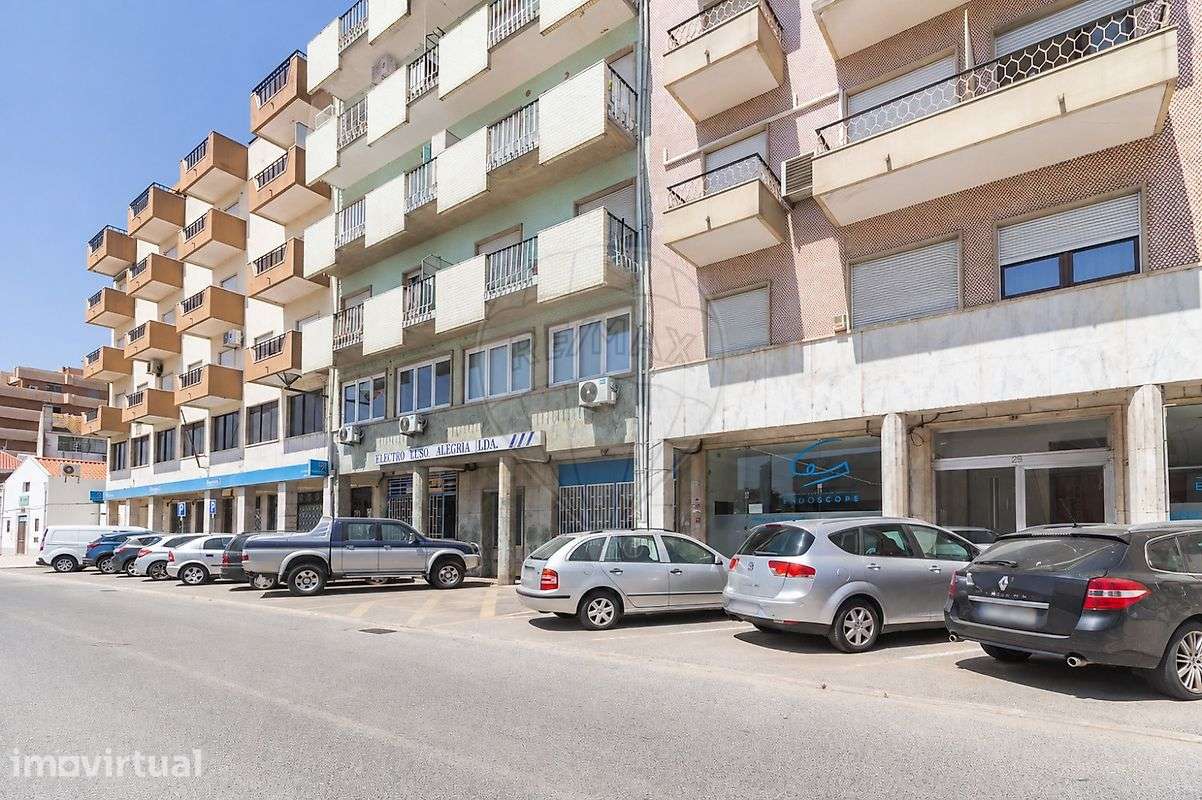 Apartamento T2 para arrendamento - Grande imagem: 2/21