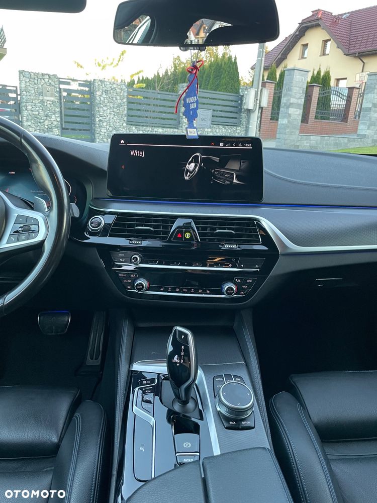 BMW Seria 5 520i M Sport sport - 21