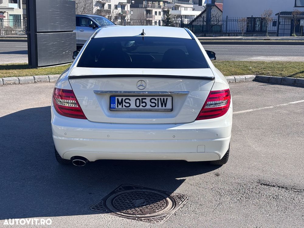 Mercedes-Benz C 220 CDI DPF BlueEFFICIENCY Edition - 3
