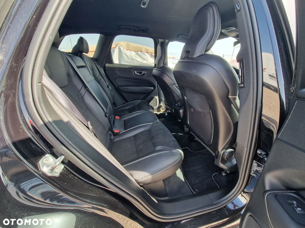 Volvo XC 60 D4 Geartronic RDesign - 14