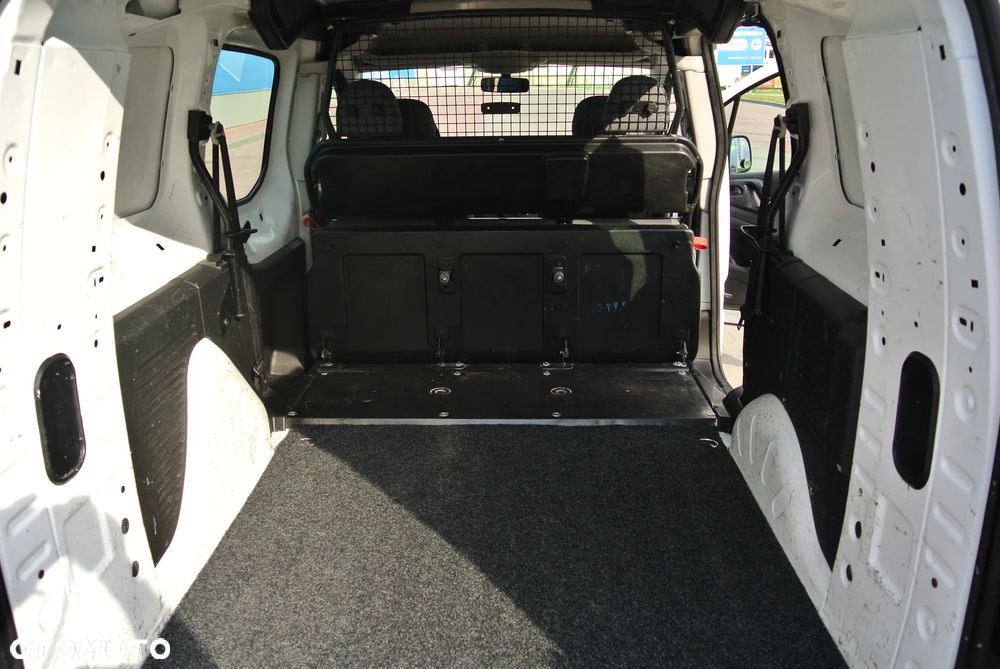 Peugeot PARTNER - 20