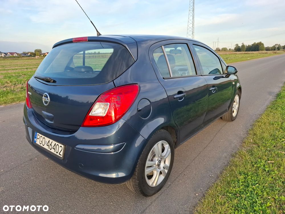 Opel Corsa 1.2 16V Enjoy - 4