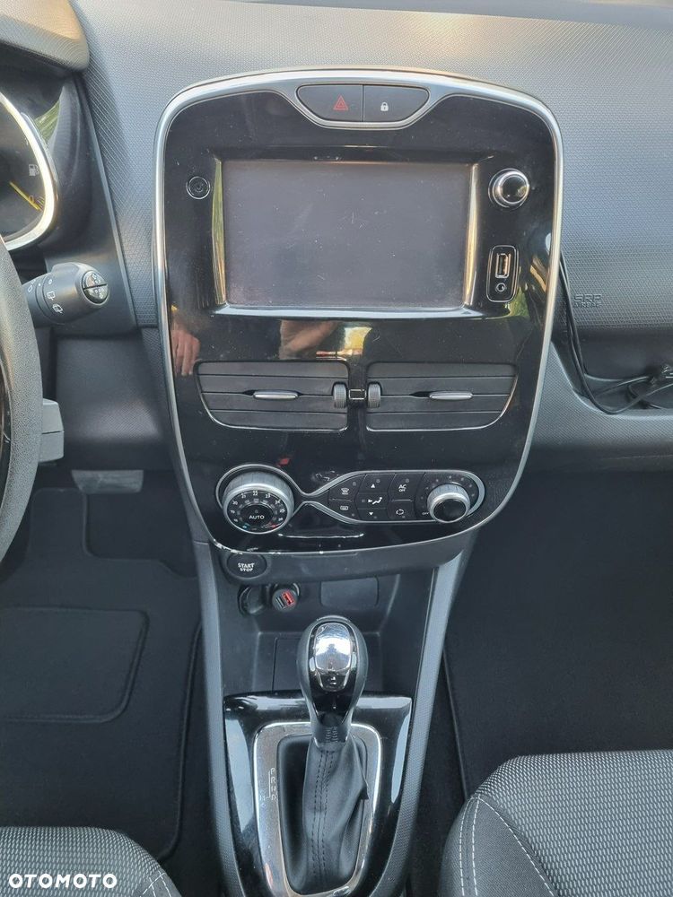 Renault Clio - 20