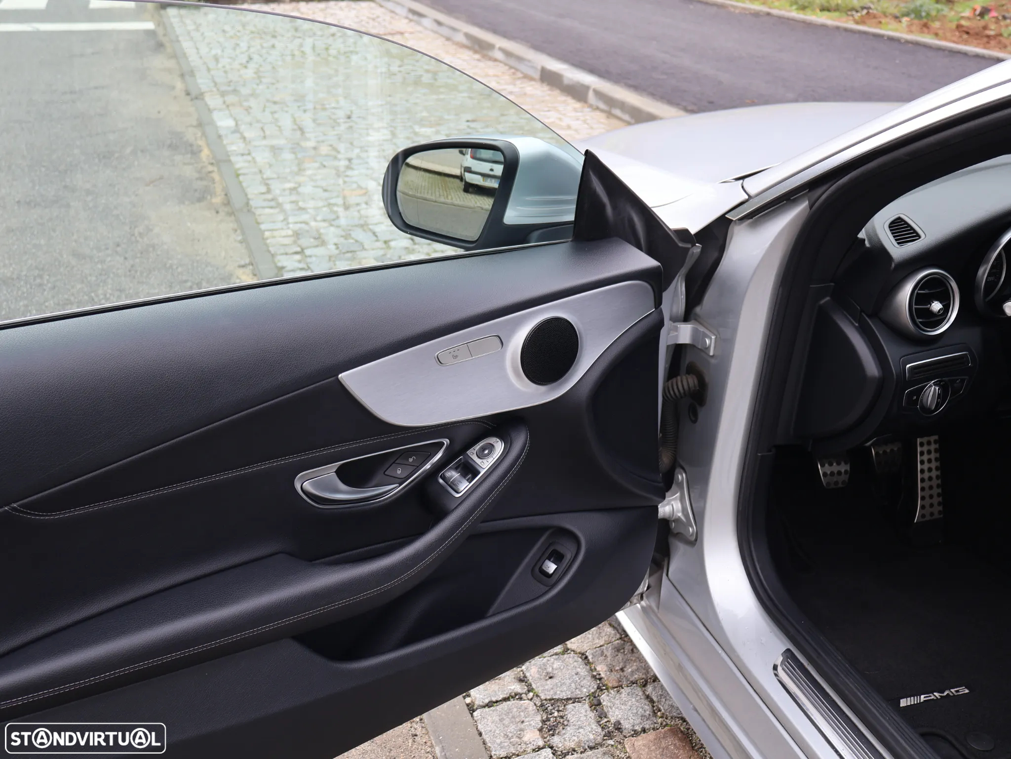 Mercedes-Benz C 220 d Coupe AMG Line - 9
