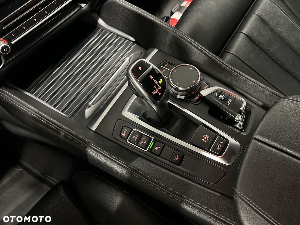 BMW X6 xDrive30d - 24