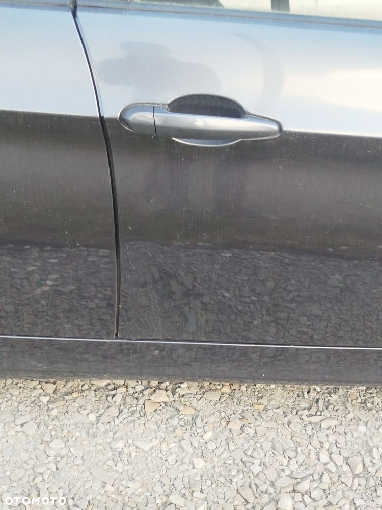 BMW Seria 3 320i - 10