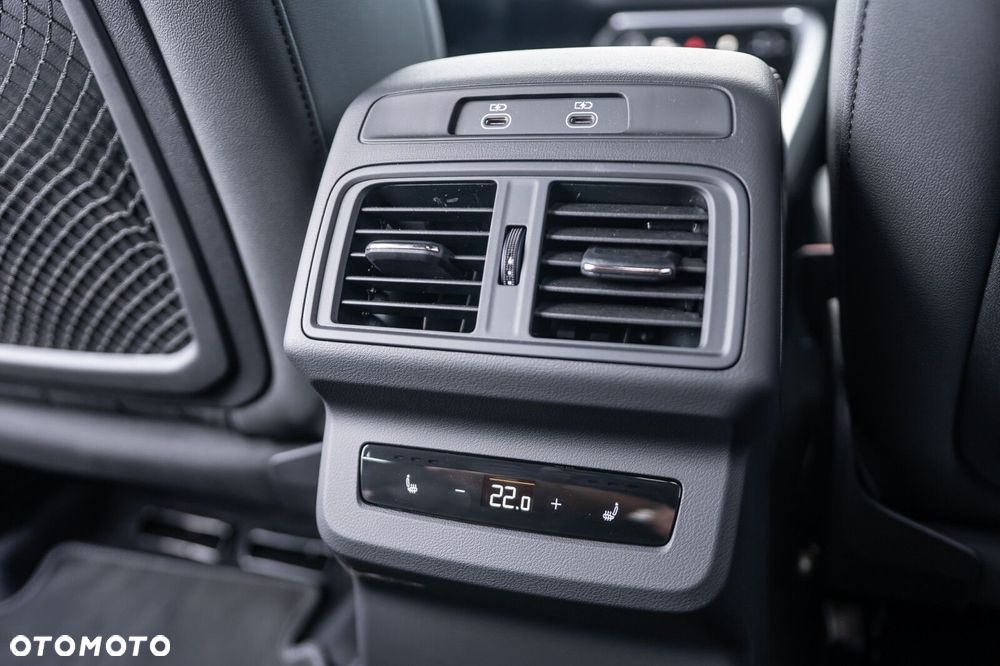 Audi Q5 Sportback - 18