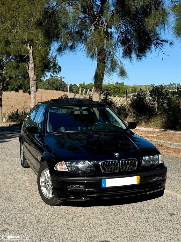 BMW 320 i - 2