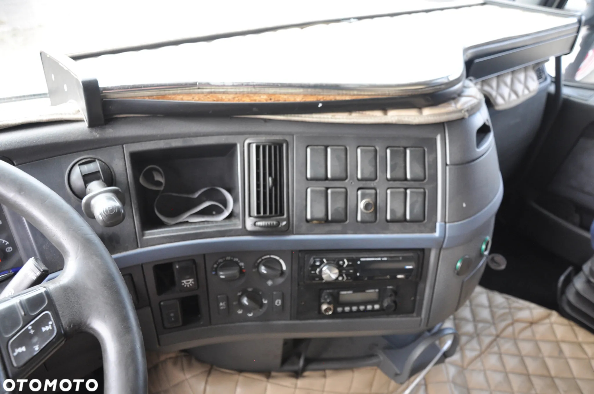 Volvo FH480 LOW DECK - 12