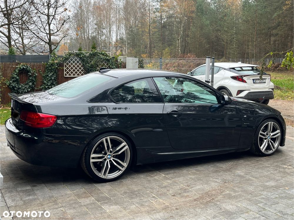 BMW Seria 3 325i - 9