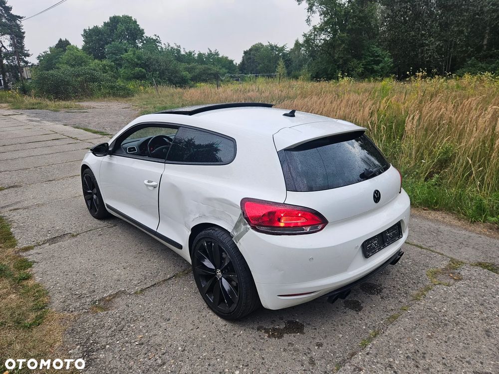 Volkswagen Scirocco 2.0 TSI DSG - 14