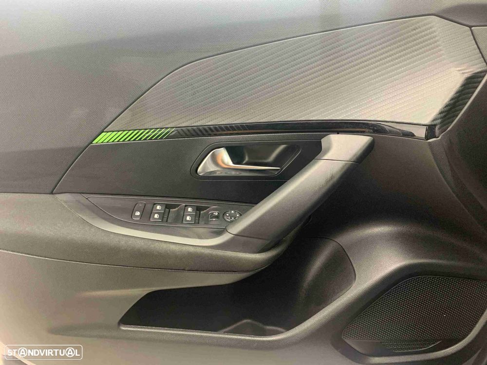 Peugeot 2008 1.2 PureTech Active - 11