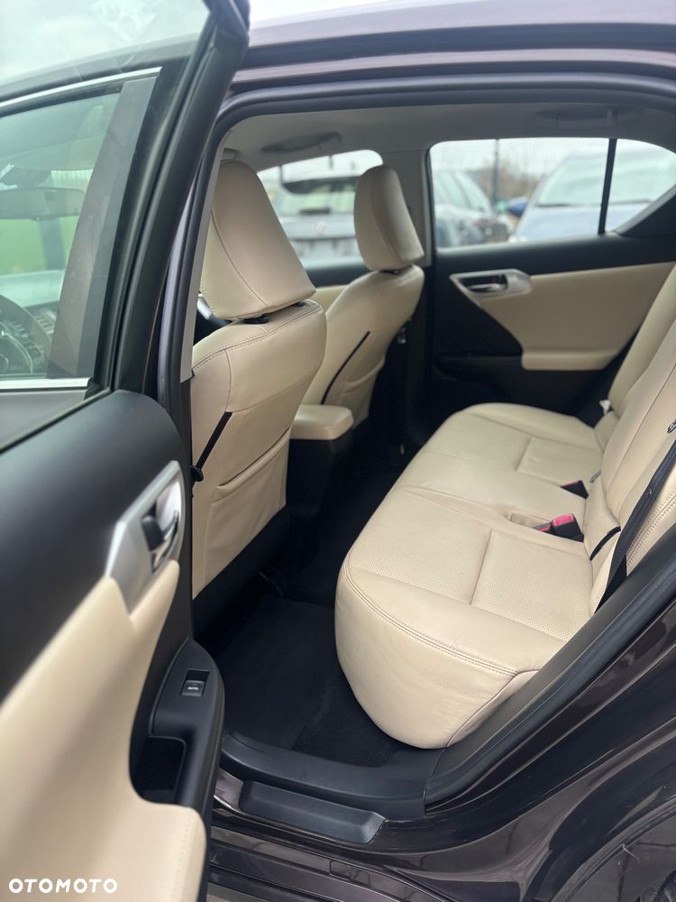 Lexus CT Standard - 23