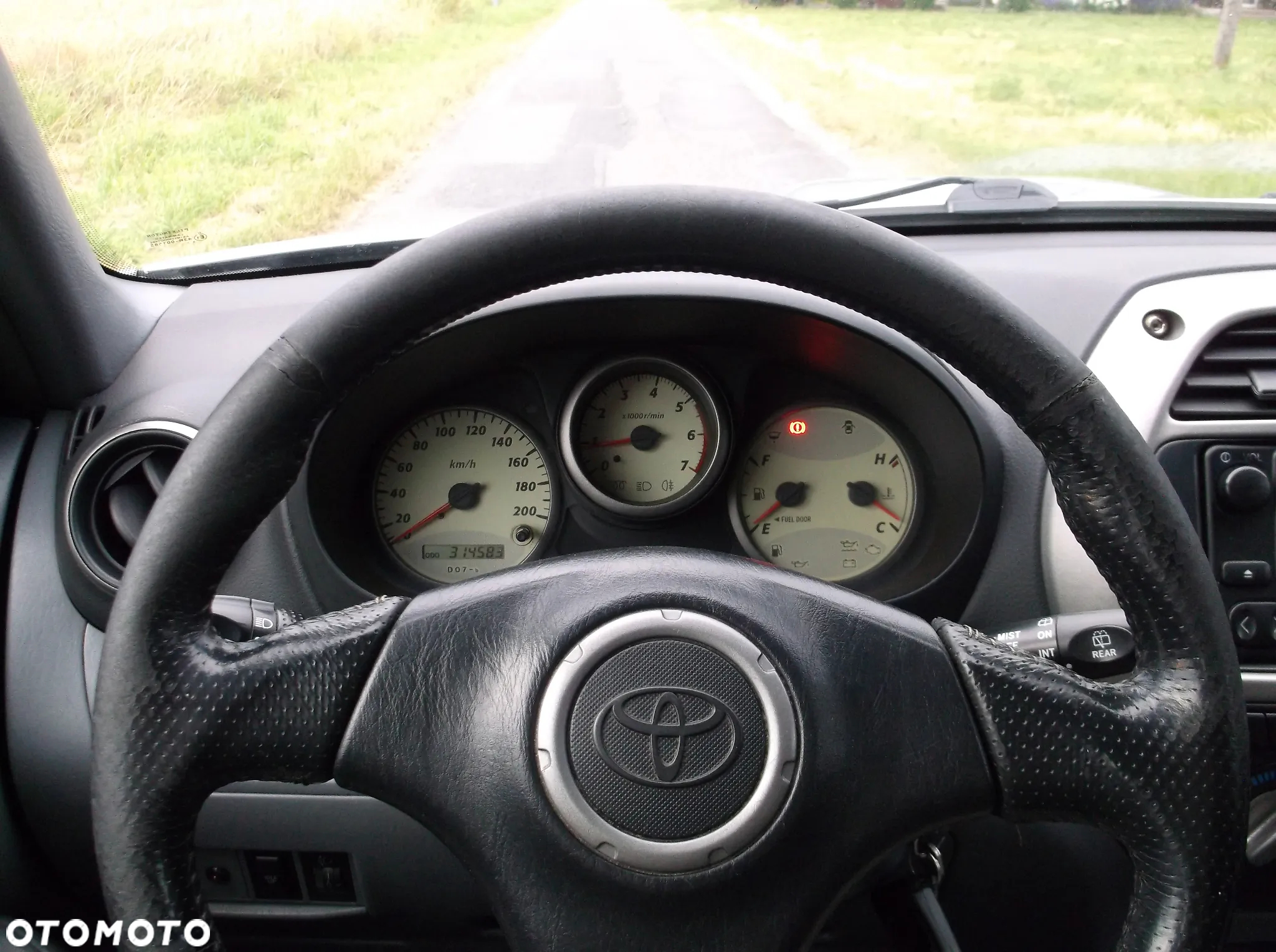 Toyota RAV4 2.0 D-4D 4x4 - 18
