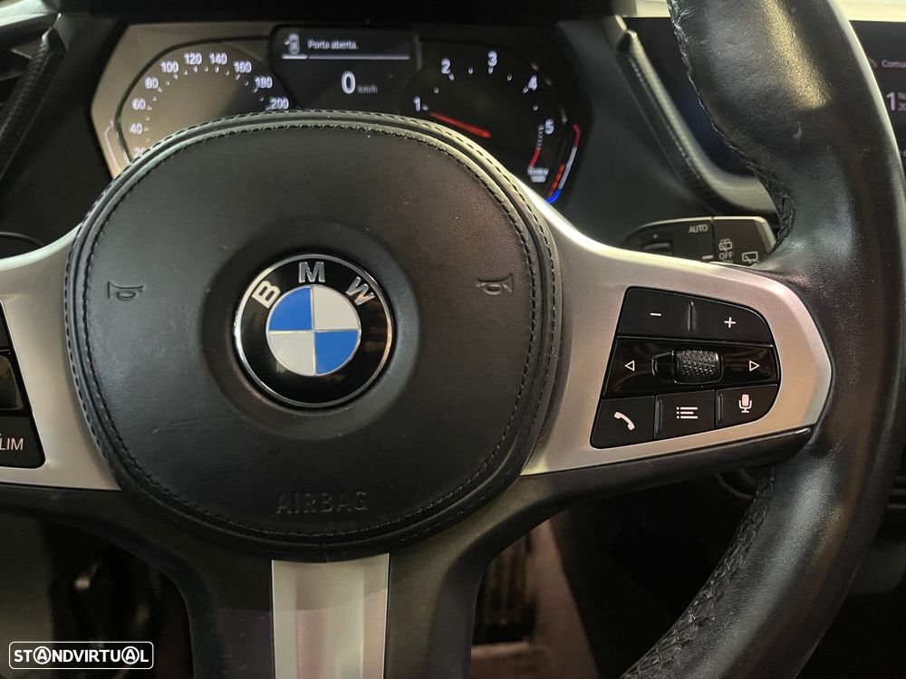 BMW 116 d Pack Desportivo M - 18