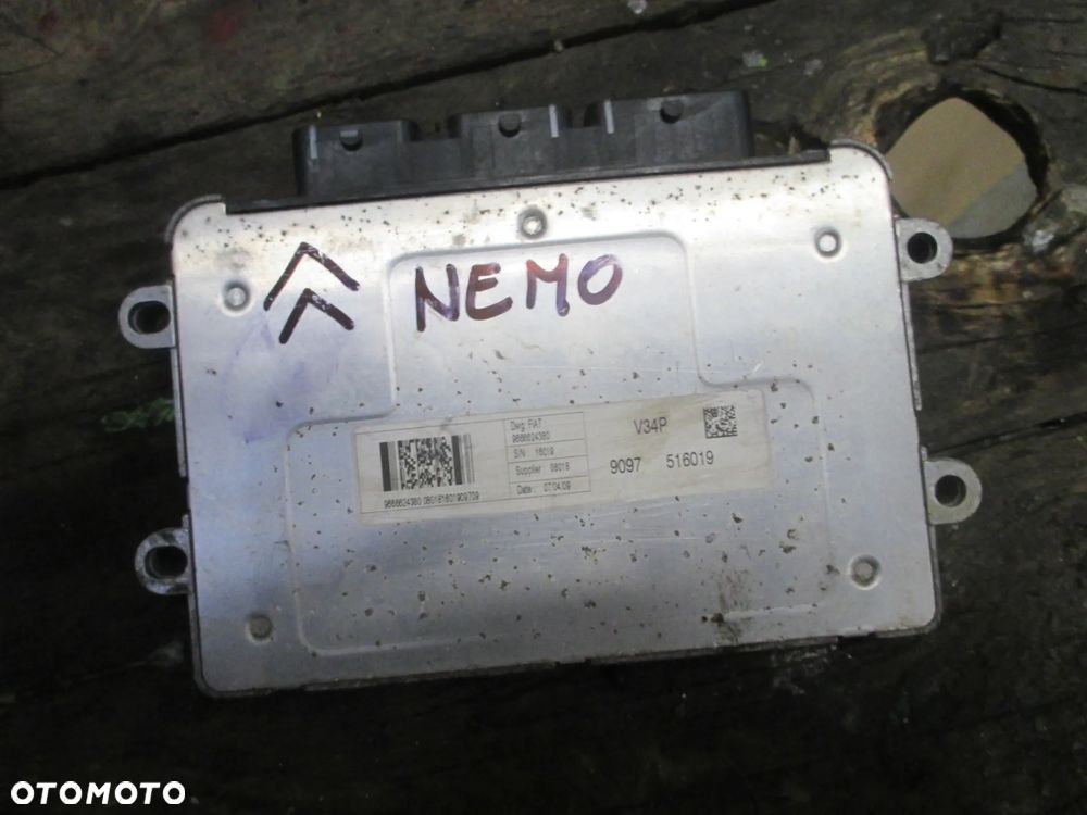 Sterownik komputer CITROEN C2 C3 9660374680 5200061557 J34P - 1