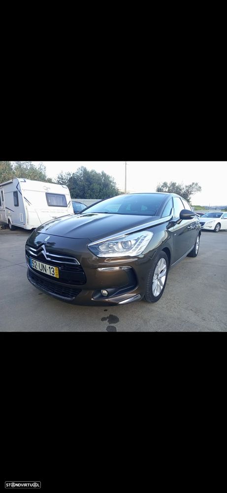 Citroën DS5 2.0 HDi Hybrid4 So Chic CMP6 - 2