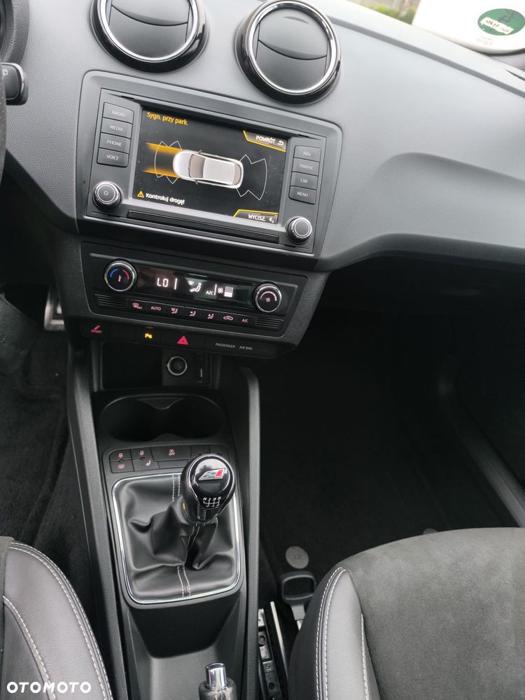 Seat Ibiza SC 1.8 TSI S&S Cupra - 12