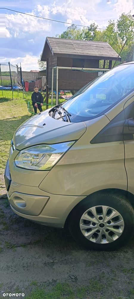 Ford Tourneo Custom - 18