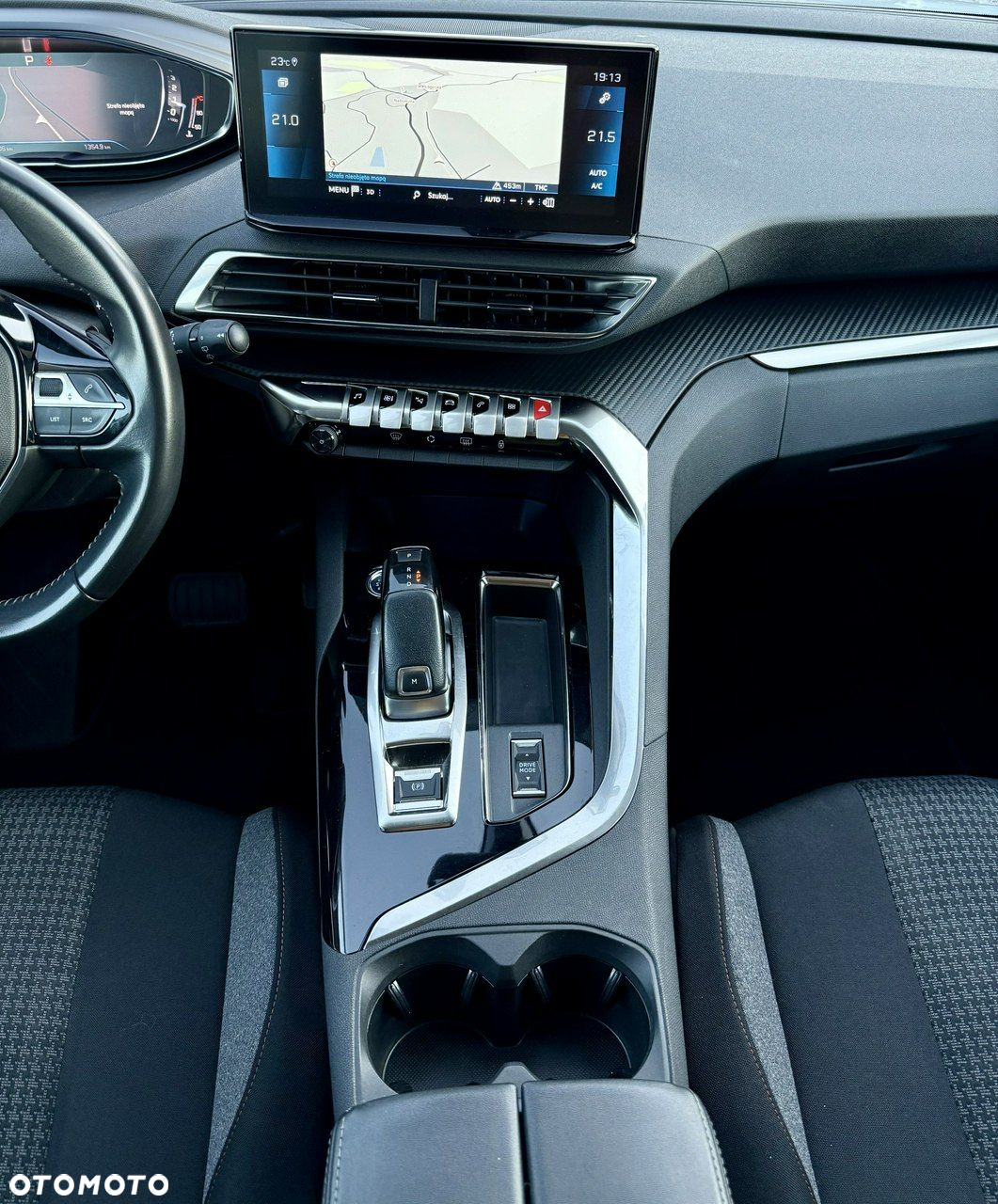 Peugeot 3008 1.5 BlueHDi Allure Pack S&S EAT8 - 18