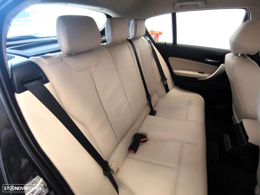 BMW 118 d Line Sport - 48