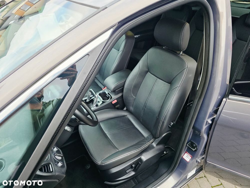 Ford S-Max 1.6 TDCi DPF Titanium - 25