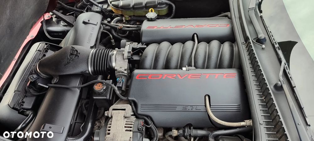 Chevrolet Corvette - 17