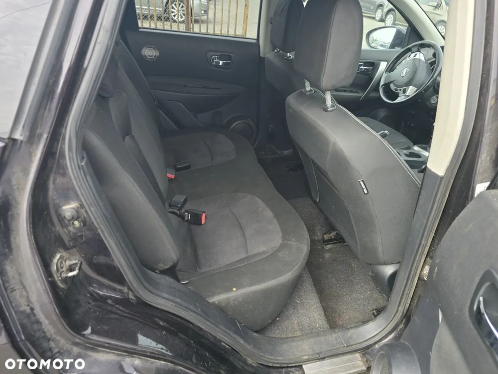 Nissan Qashqai 1.5 dCi DPF 360 - 12