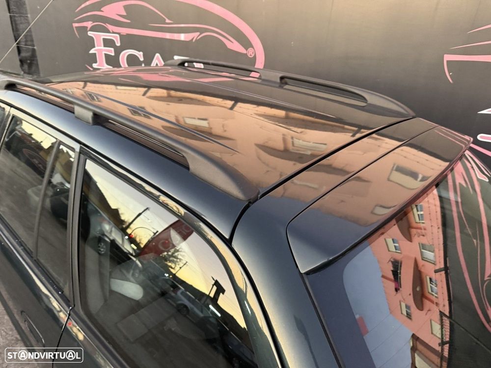 Mazda 626 SW 2.0 TDi GLX - 33