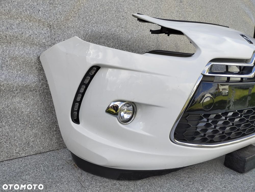 Citroen DS3 10-16r zderzak przód przedni LED - 2