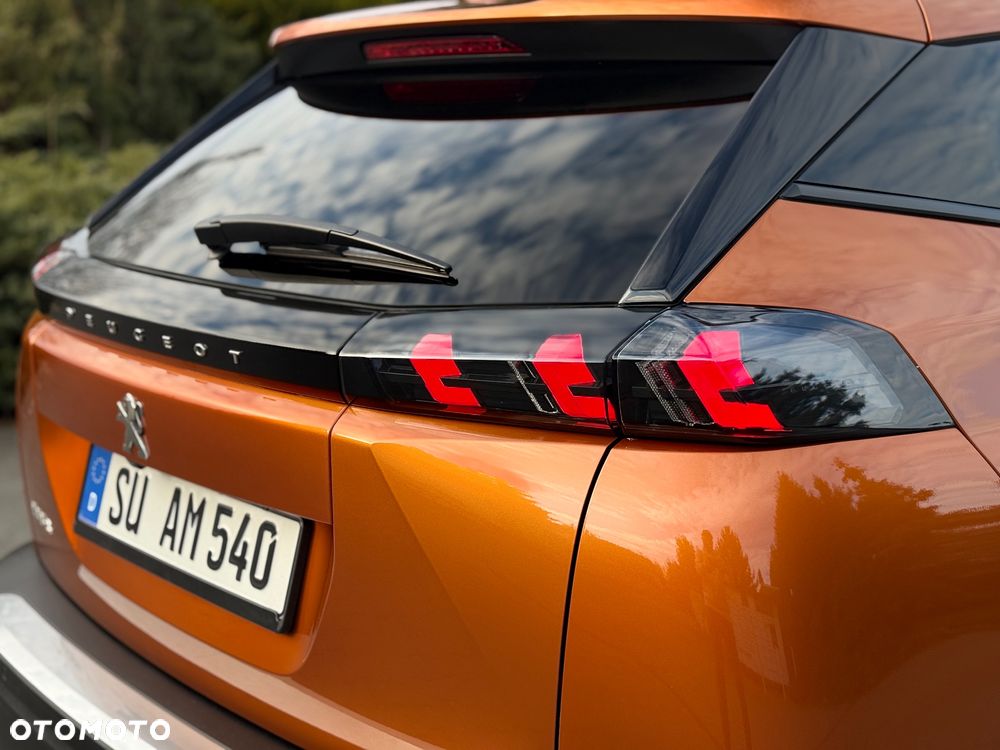 Peugeot 2008 BlueHDi 130 EAT8 Allure Pack - 38
