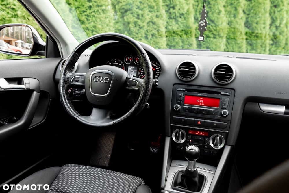 Audi A3 Sportback 2.0 TDI Attraction - 25