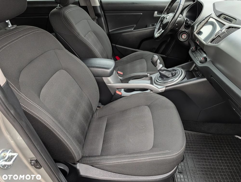 Kia Sportage 1.6 GDI L 2WD - 19